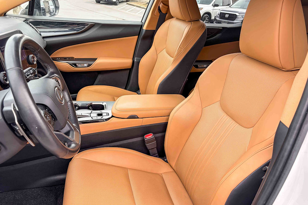 Thumbnail: 2024 Lexus ES - 11