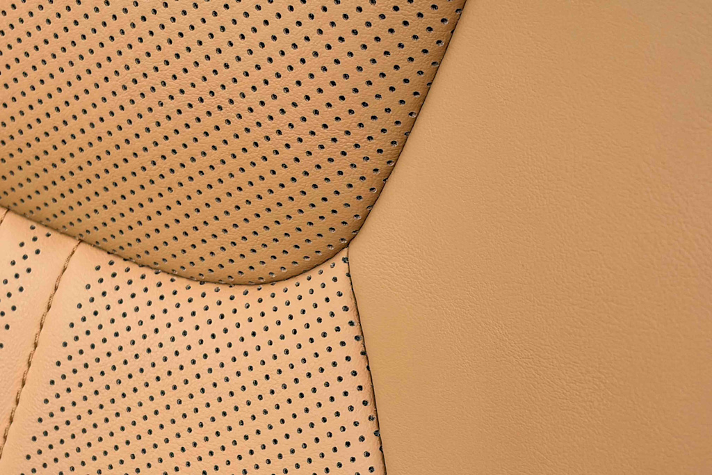 Thumbnail: 2024 Lexus ES - 27