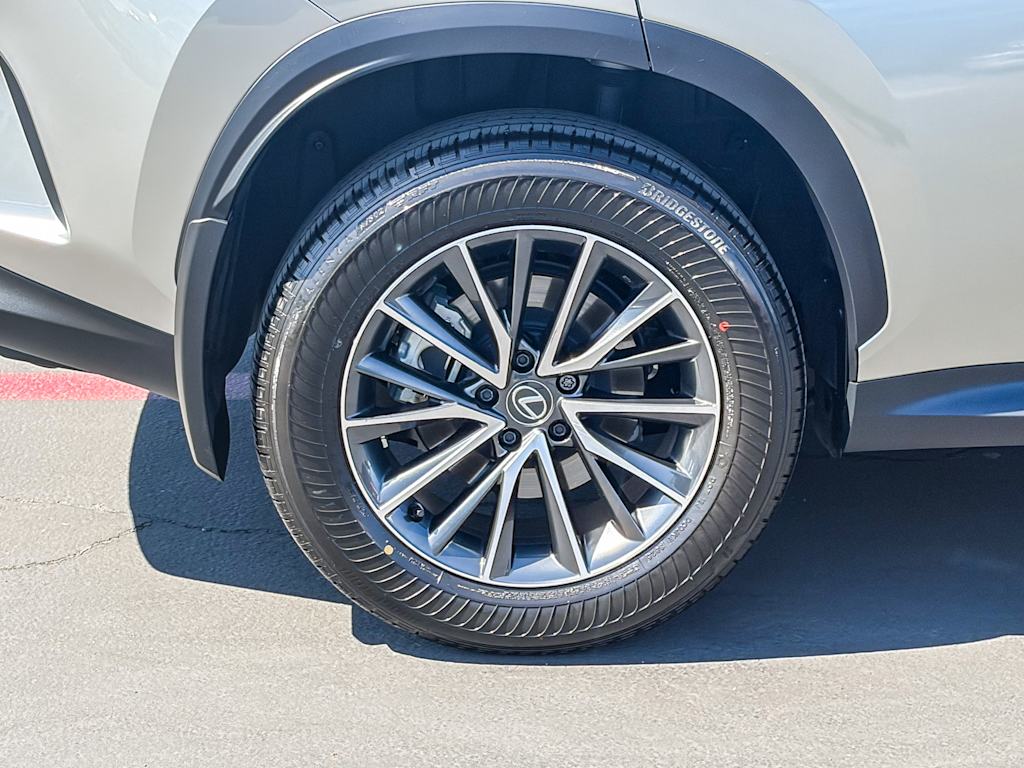 Thumbnail: 2025 Lexus ES - 20