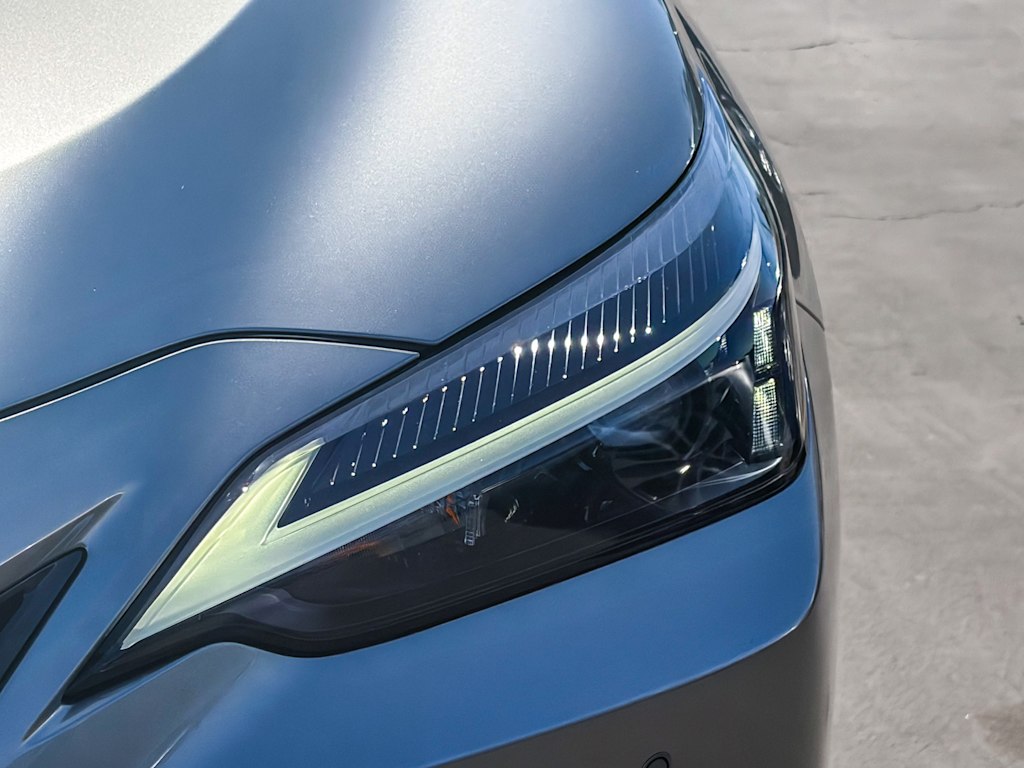 Thumbnail: 2025 Lexus ES - 6