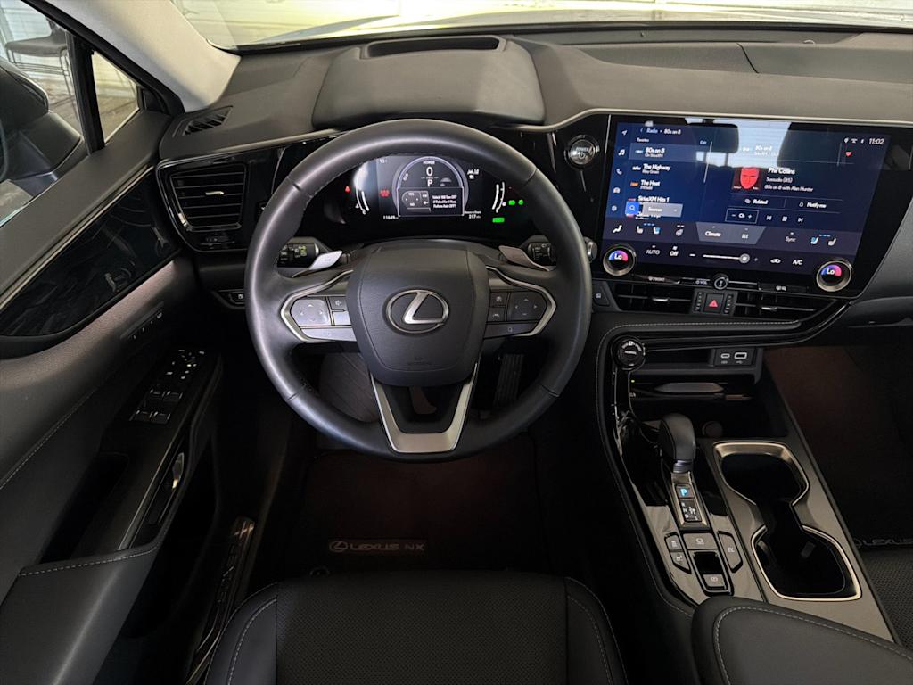 Thumbnail: 2025 Lexus ES - 11