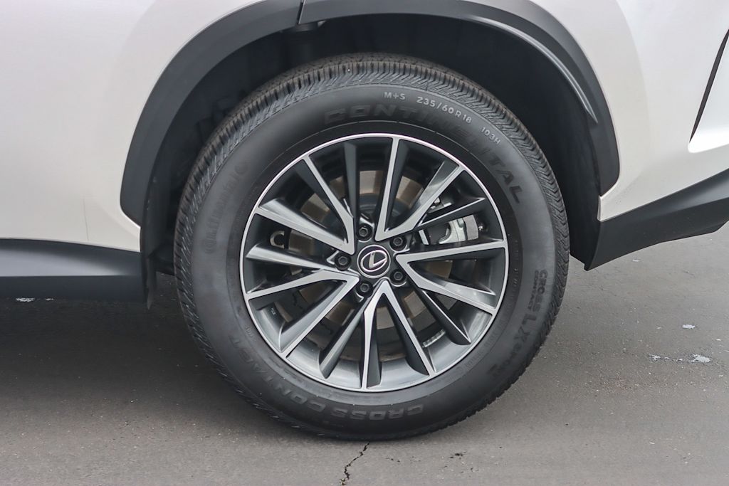 Thumbnail: 2024 Lexus ES - 21