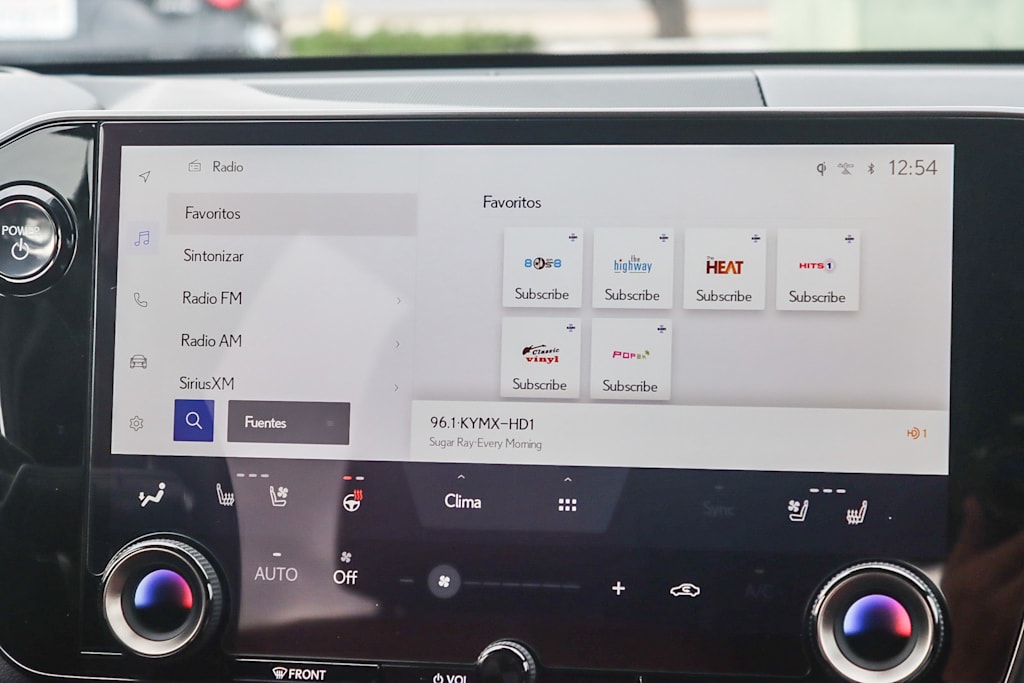 Thumbnail: 2024 Lexus ES - 22