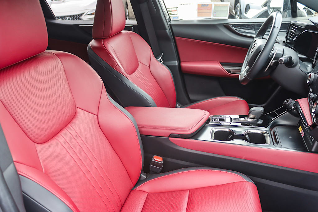 Thumbnail: 2024 Lexus ES - 10