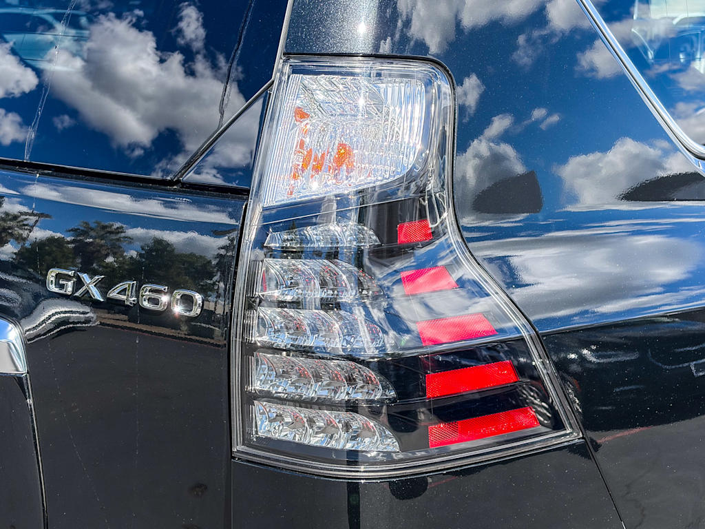 Thumbnail: 2023 Lexus GX - 19