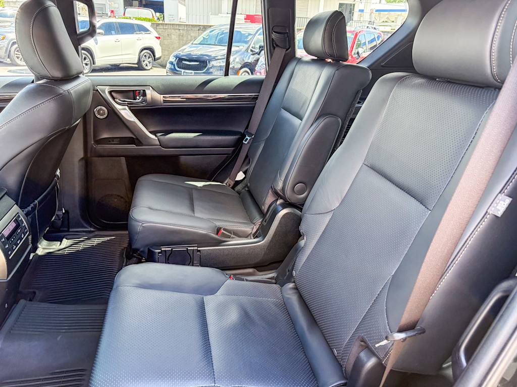 Thumbnail: 2023 Lexus GX - 12