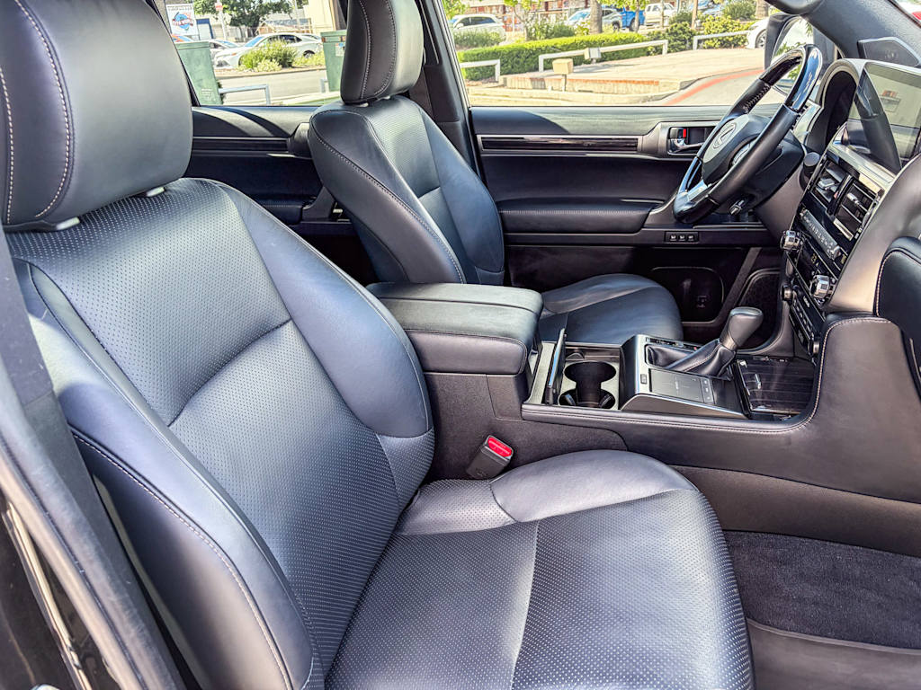 Thumbnail: 2023 Lexus GX - 10