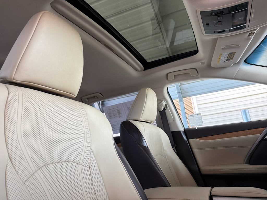 Thumbnail: 2019 Lexus RX - 24