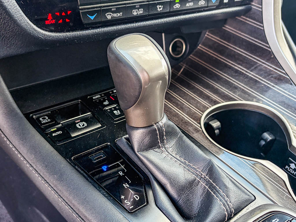 Thumbnail: 2019 Lexus RX - 13