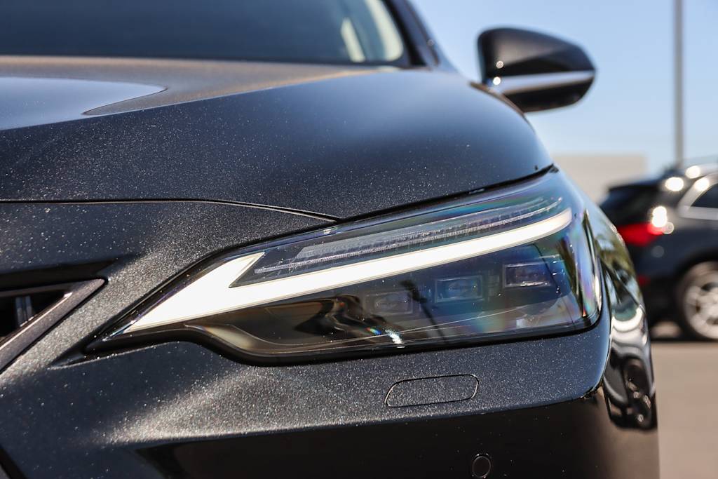 Thumbnail: 2024 Lexus ES - 19