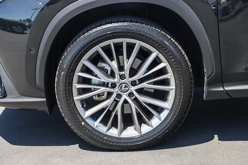 Thumbnail: 2024 Lexus ES - 6