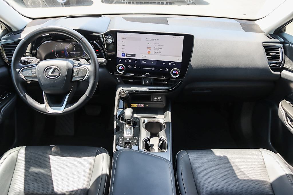 Thumbnail: 2024 Lexus ES - 2