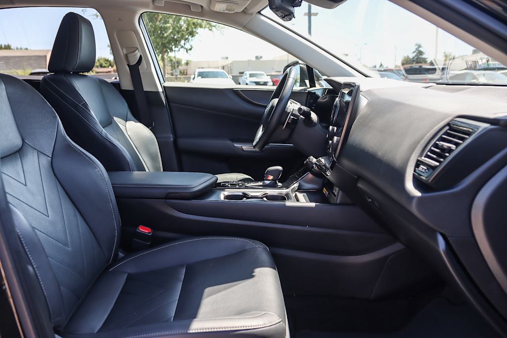 Thumbnail: 2024 Lexus ES - 9