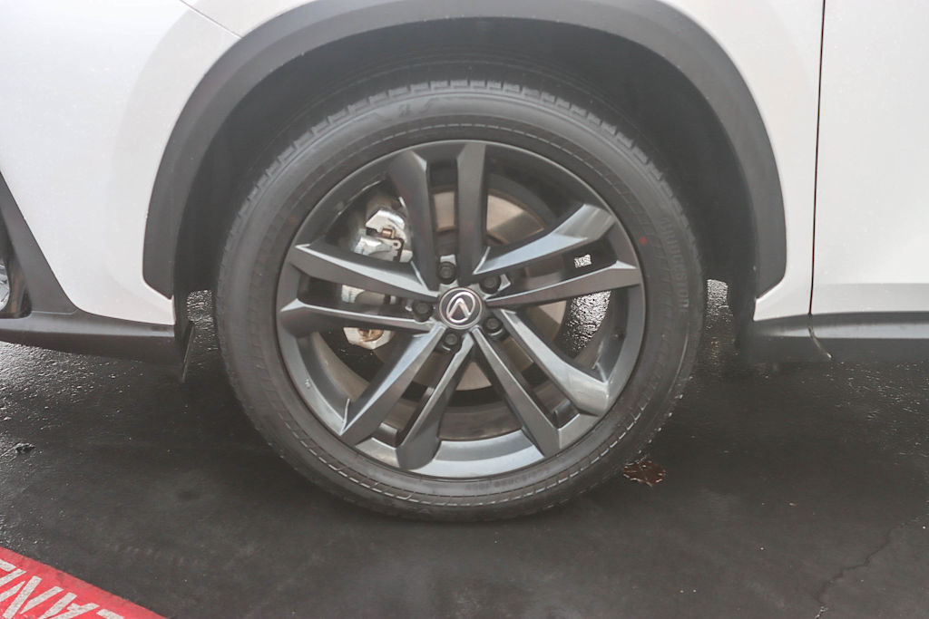 Thumbnail: 2024 Lexus ES - 5