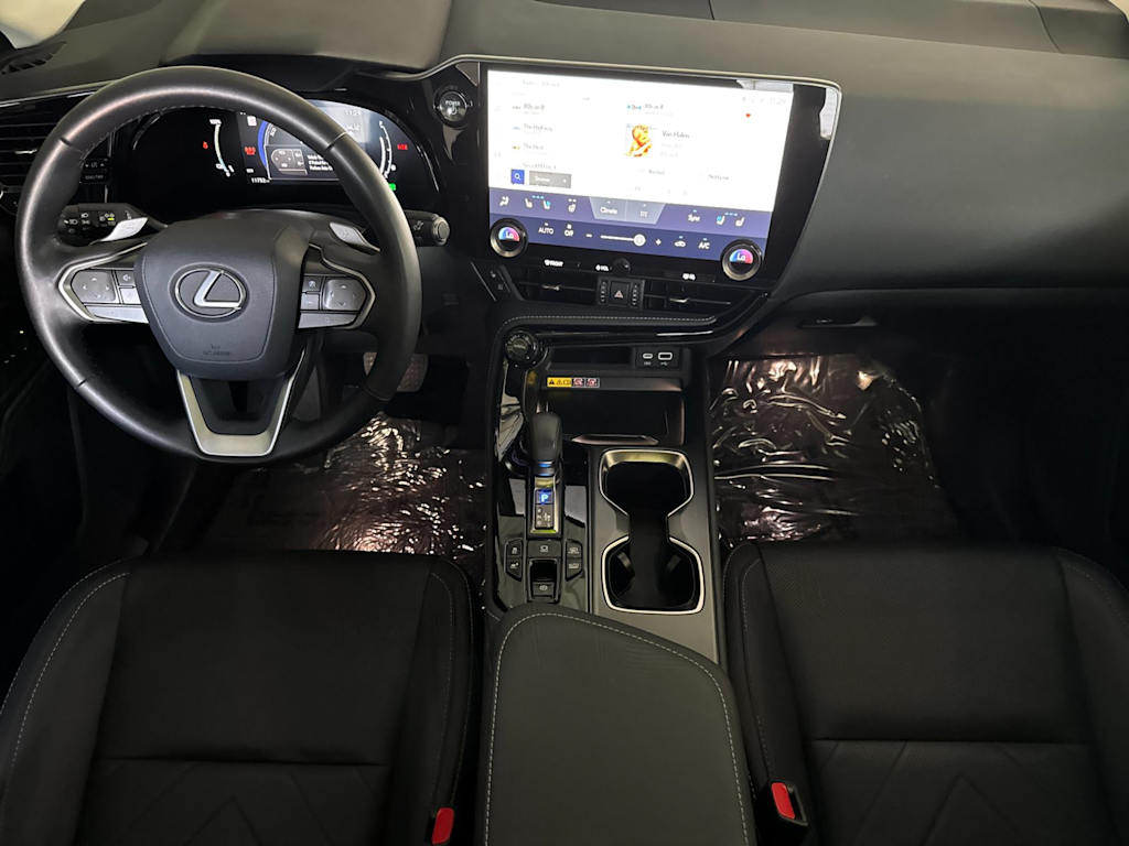 Thumbnail: 2025 Lexus ES - 2