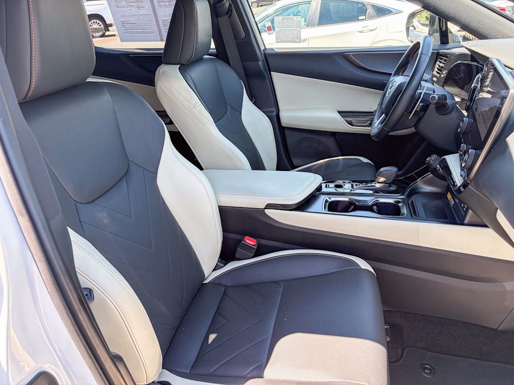 Thumbnail: 2024 Lexus ES - 7