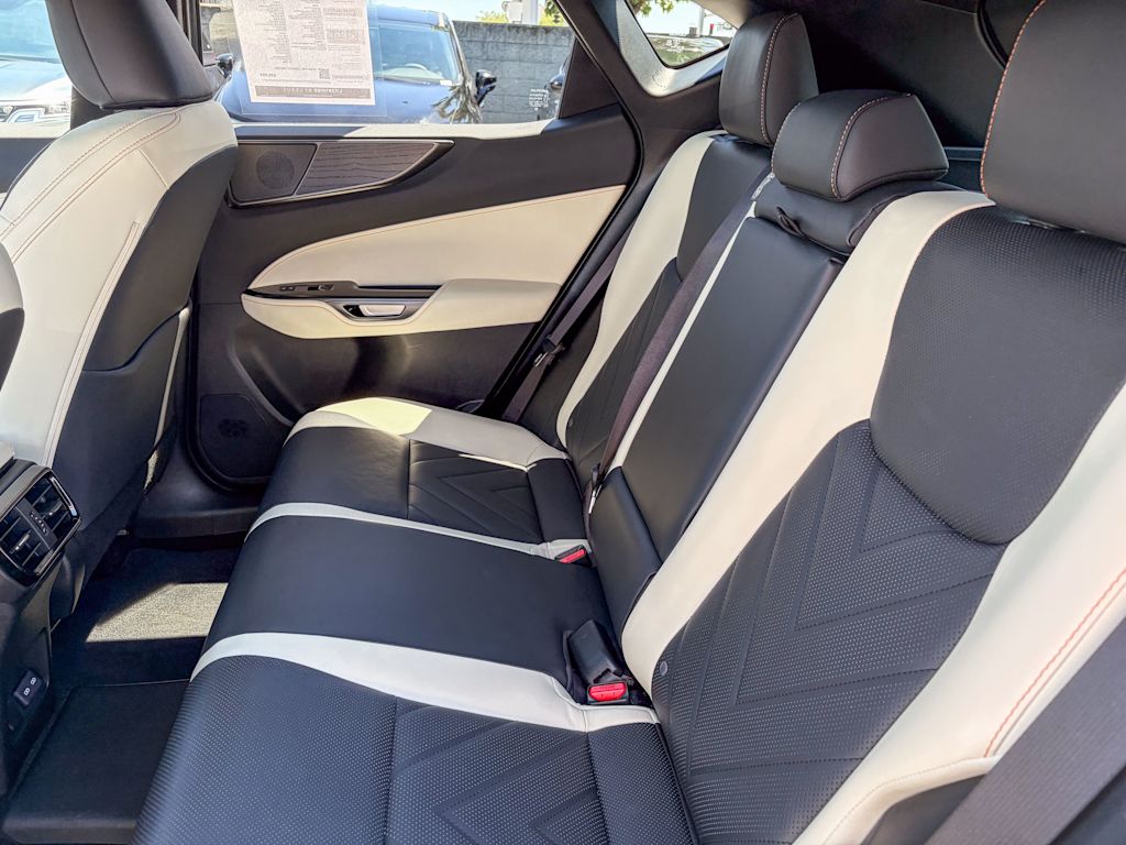 Thumbnail: 2024 Lexus ES - 9