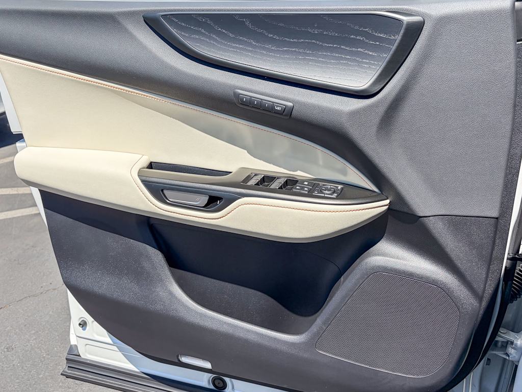 Thumbnail: 2024 Lexus ES - 18
