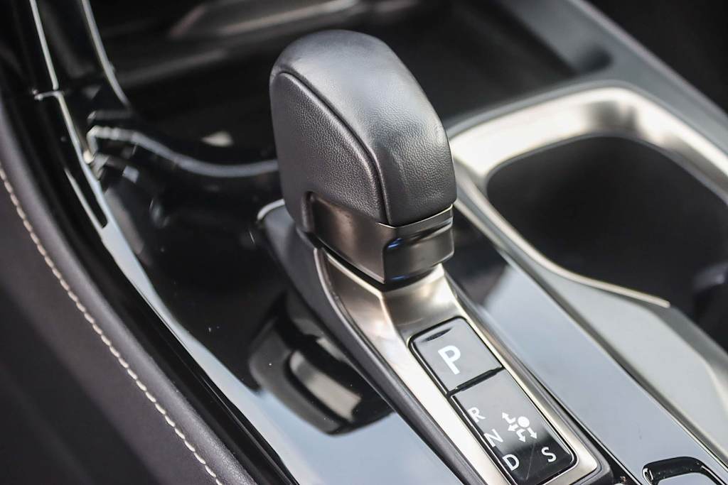 Thumbnail: 2025 Lexus ES - 12