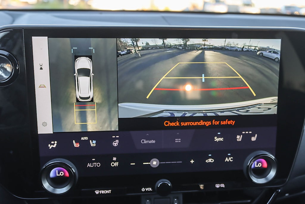 Thumbnail: 2025 Lexus ES - 27