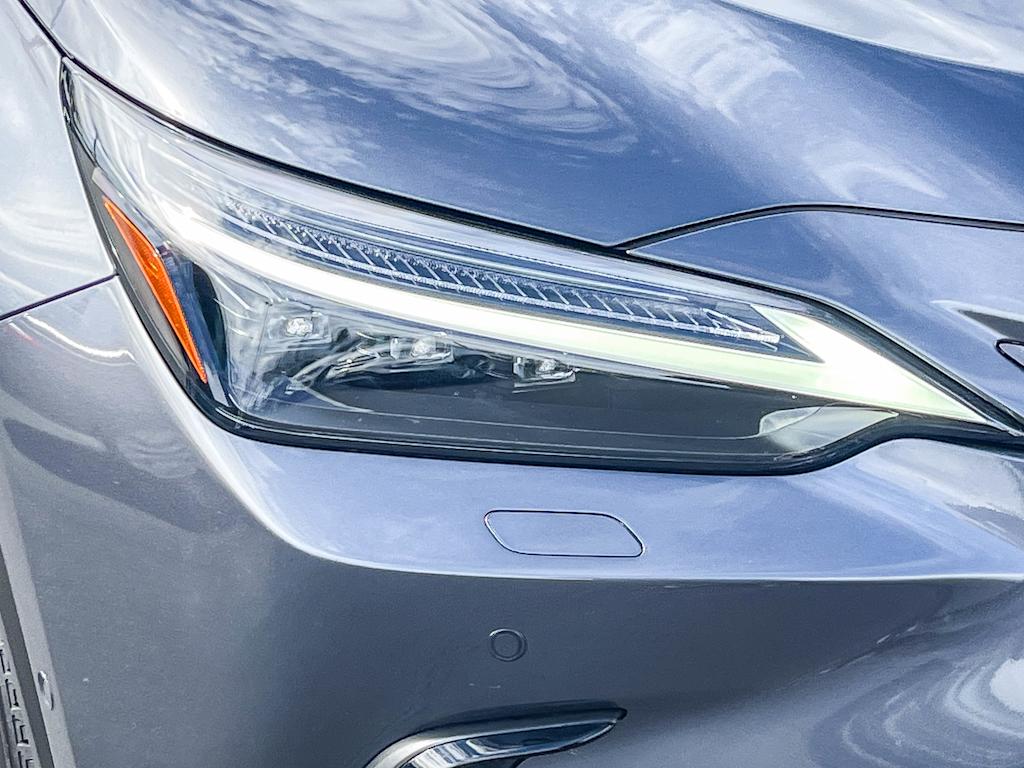 Thumbnail: 2025 Lexus ES - 18