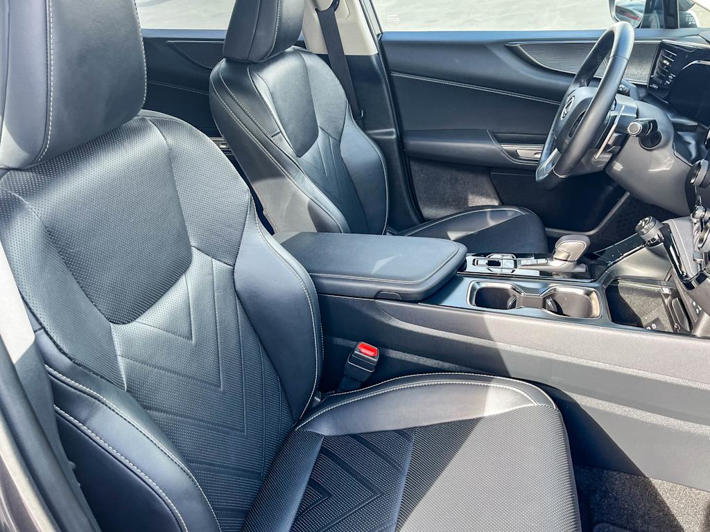 Thumbnail: 2025 Lexus ES - 9