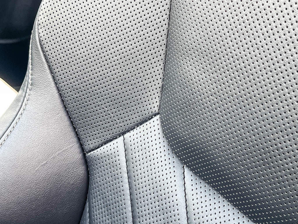 Thumbnail: 2025 Lexus ES - 24