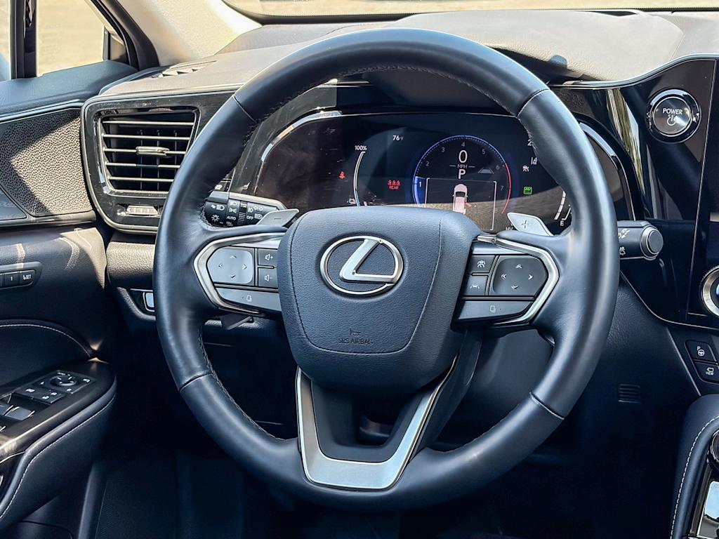 Thumbnail: 2025 Lexus ES - 9