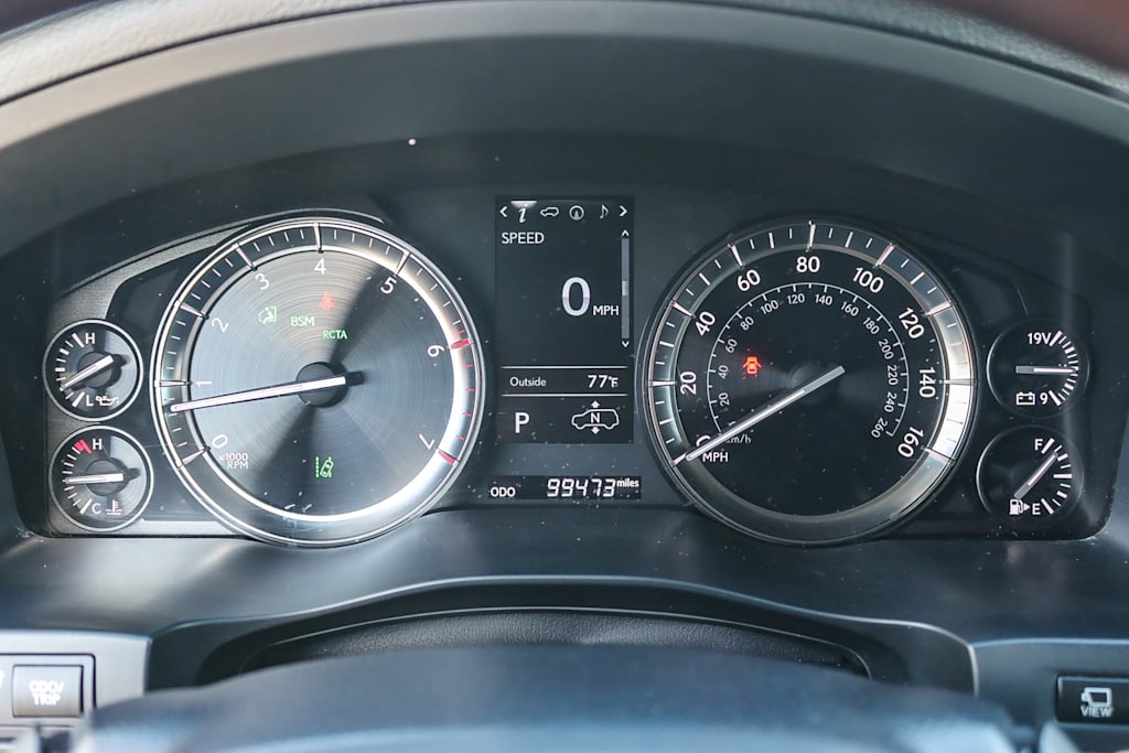 Thumbnail: 2018 Lexus LX - 13