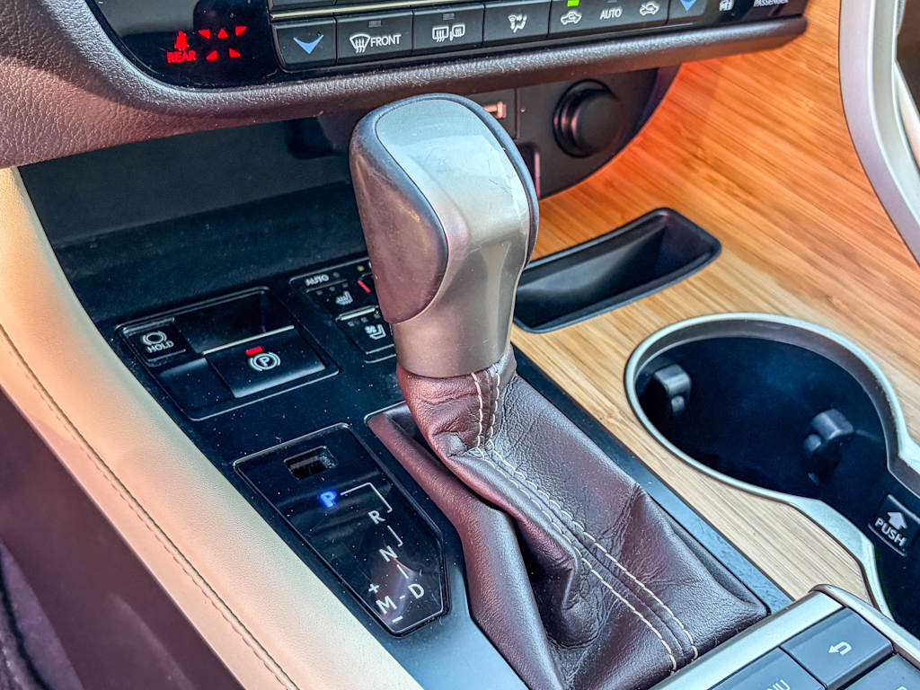 Thumbnail: 2020 Lexus RX - 13