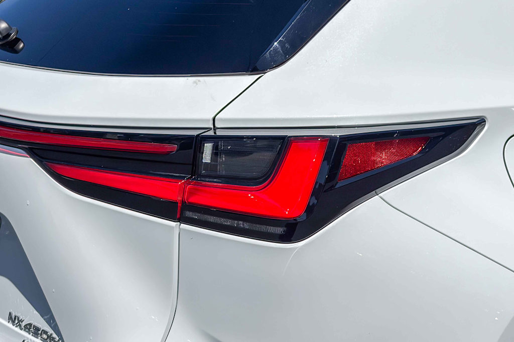 Thumbnail: 2024 Lexus ES - 20