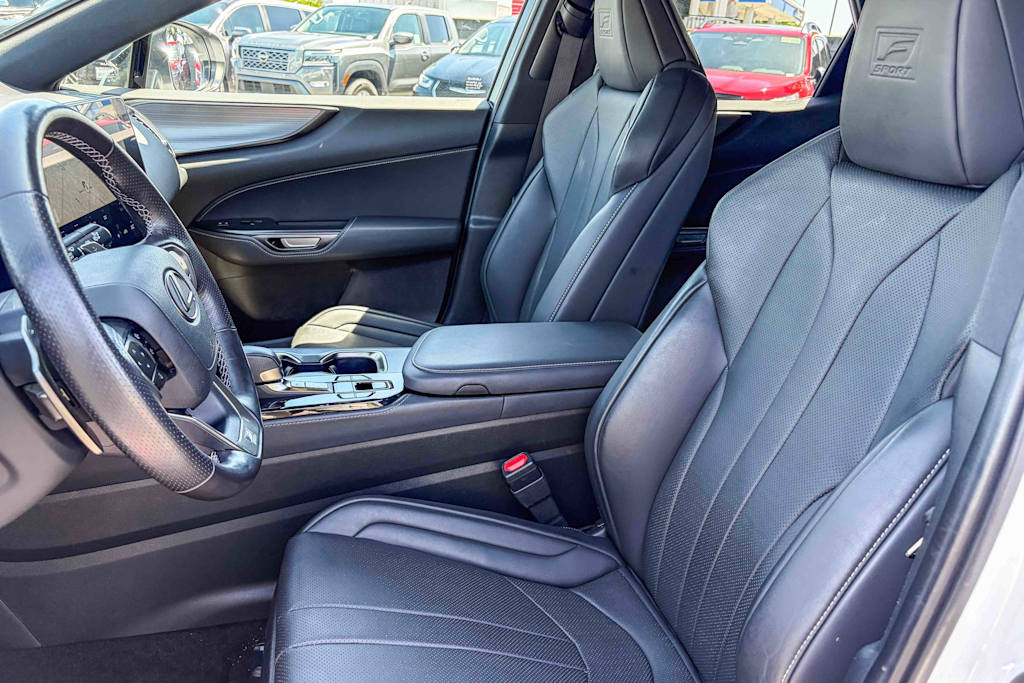 Thumbnail: 2024 Lexus ES - 11