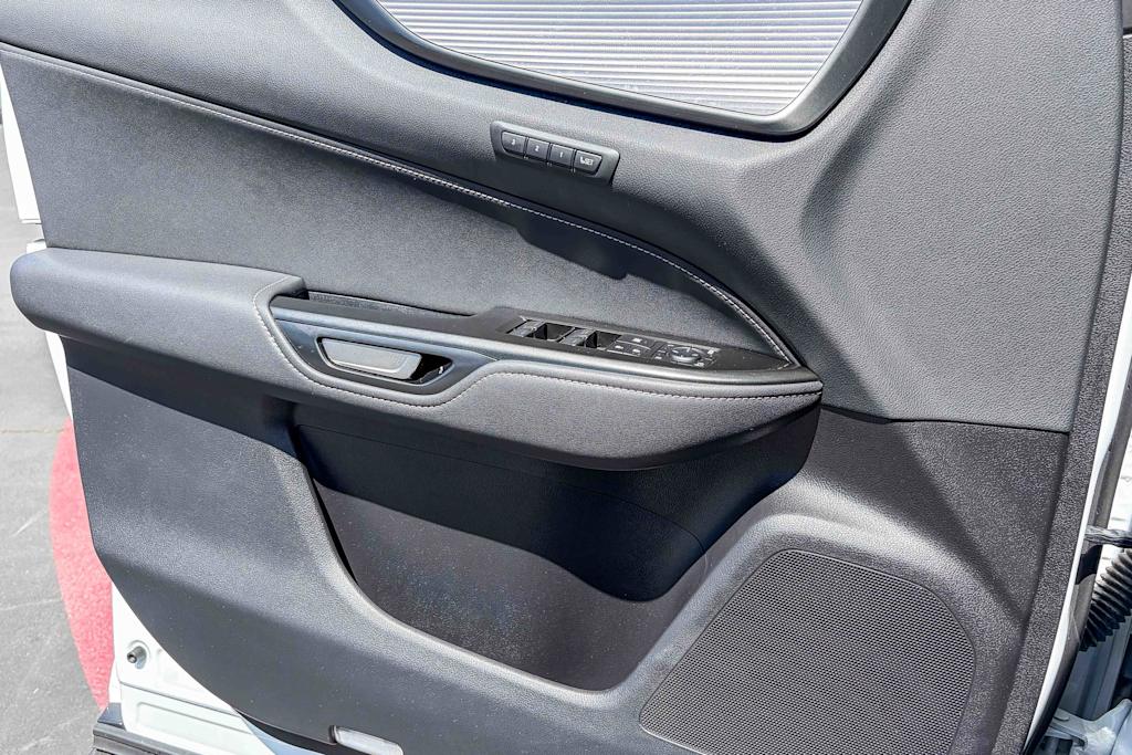 Thumbnail: 2024 Lexus ES - 23