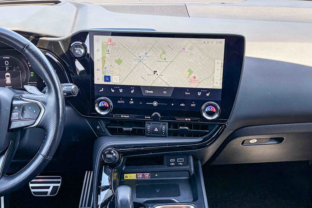 Thumbnail: 2024 Lexus ES - 13