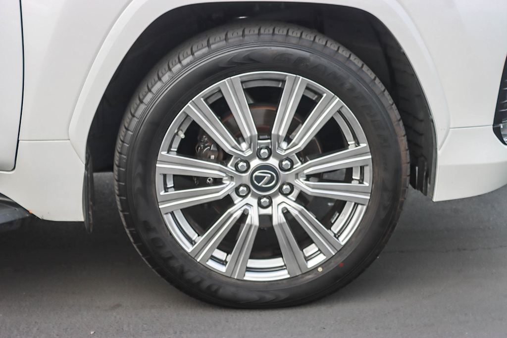 Thumbnail: 2023 Lexus LX - 7