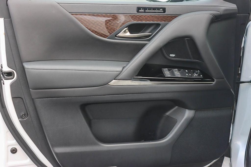 Thumbnail: 2023 Lexus LX - 21