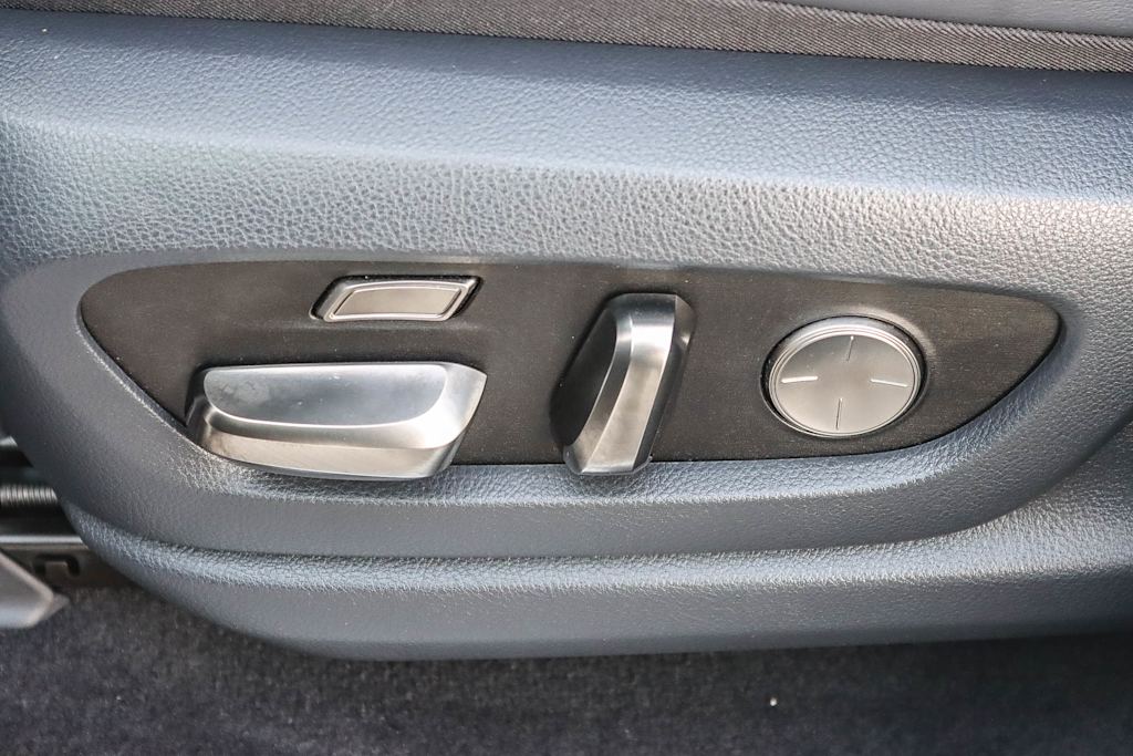 Thumbnail: 2023 Lexus LX - 22