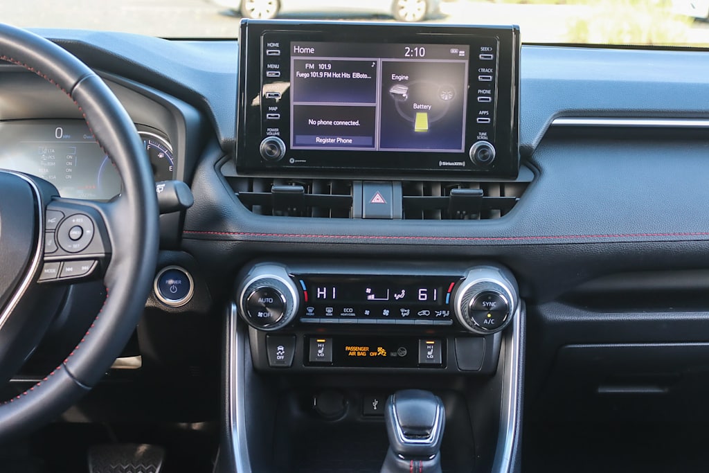 Thumbnail: 2021 Toyota RAV4 - 13