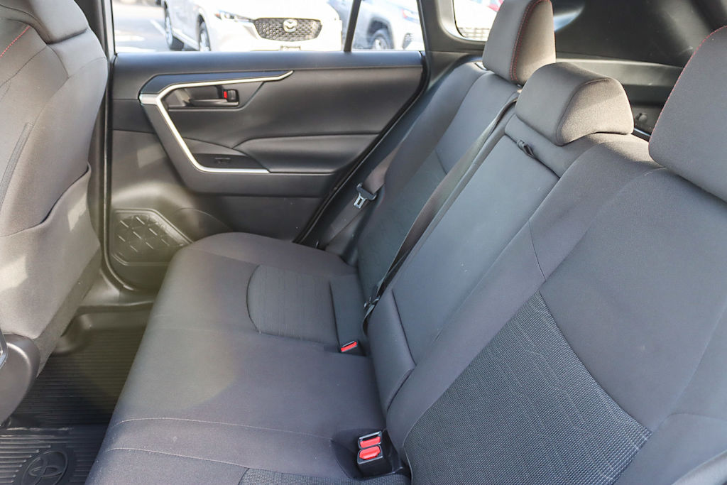 Thumbnail: 2021 Toyota RAV4 - 12