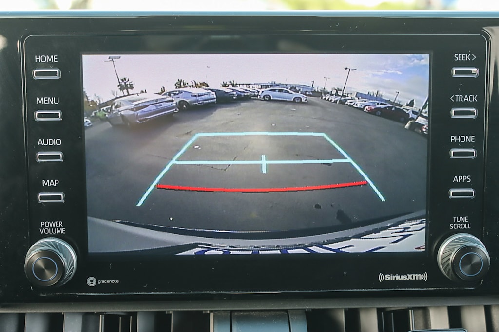 Thumbnail: 2021 Toyota RAV4 - 25