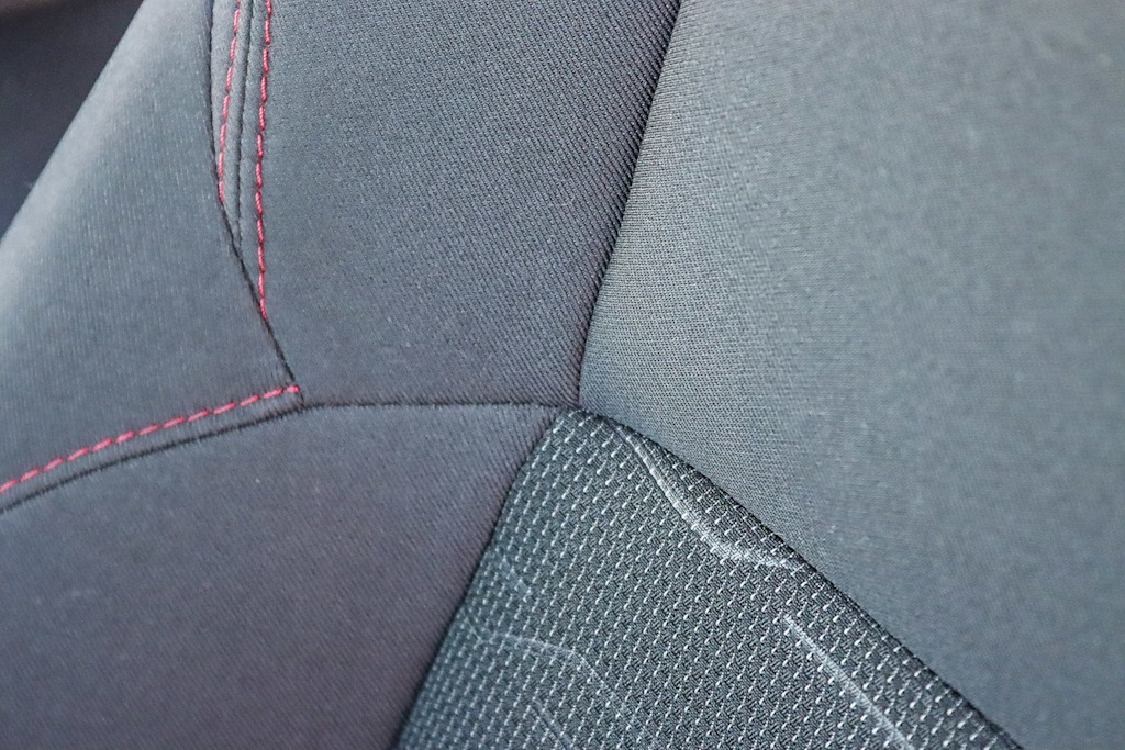 Thumbnail: 2021 Toyota RAV4 - 26