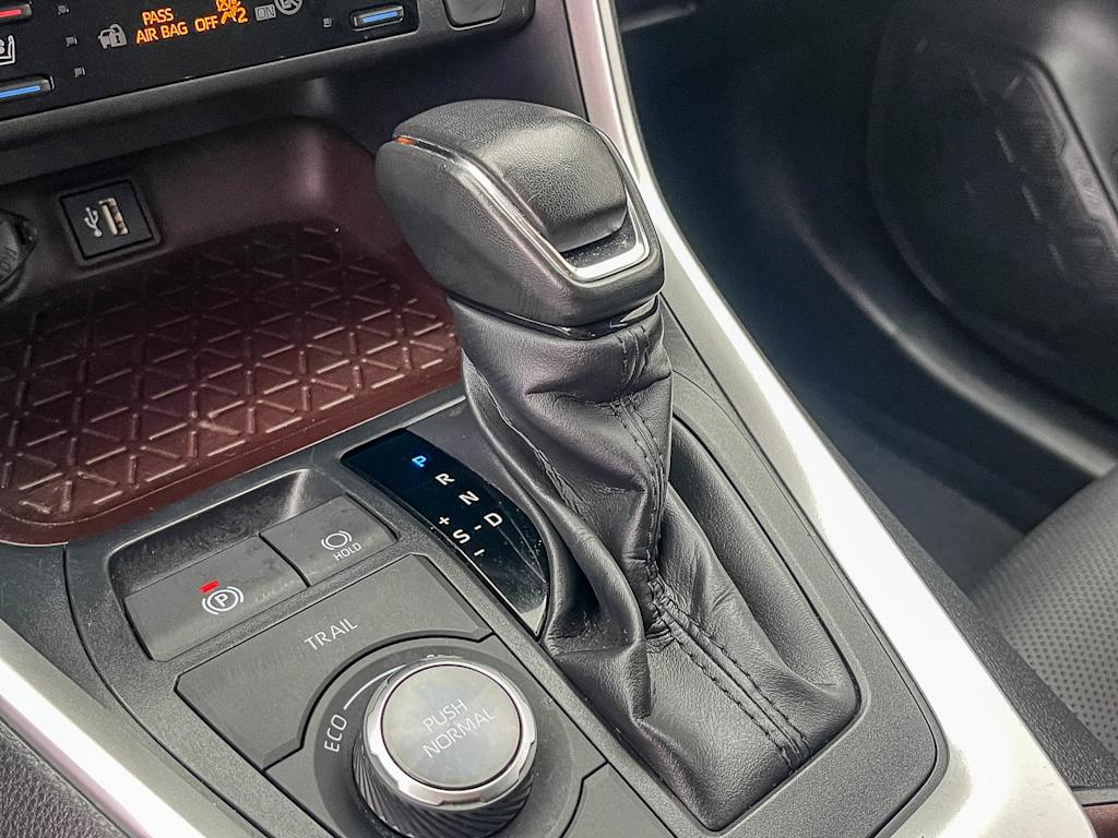 Thumbnail: 2023 Toyota RAV4 - 13