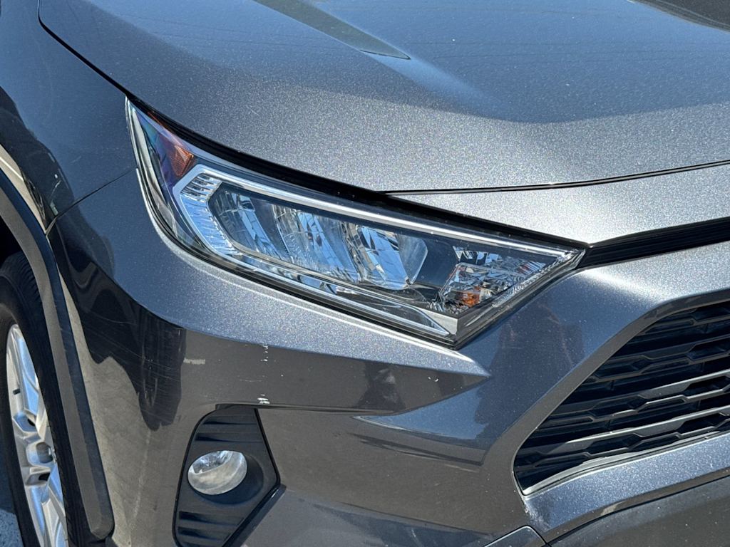 Thumbnail: 2019 Toyota RAV4 - 19