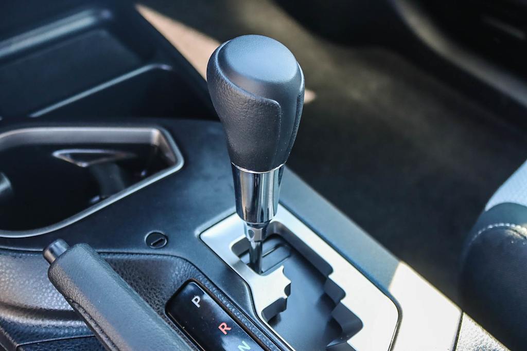 Thumbnail: 2018 Toyota RAV4 - 13