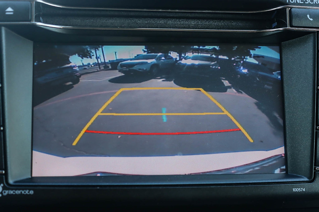 Thumbnail: 2018 Toyota RAV4 - 27