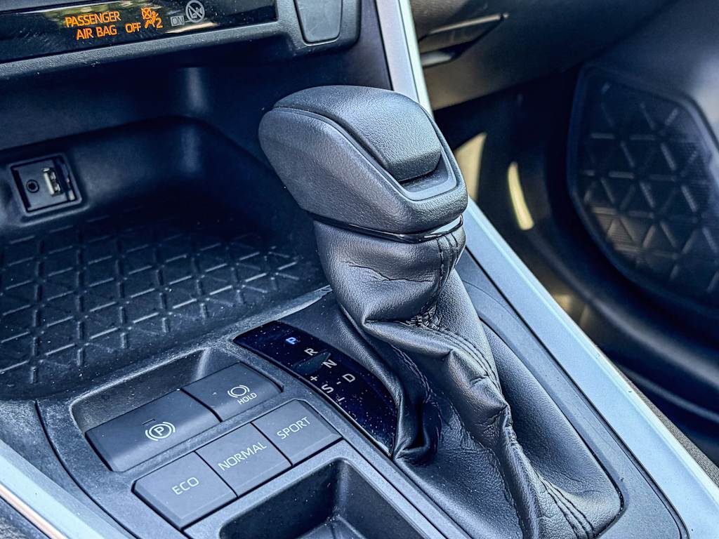 Thumbnail: 2019 Toyota RAV4 - 13