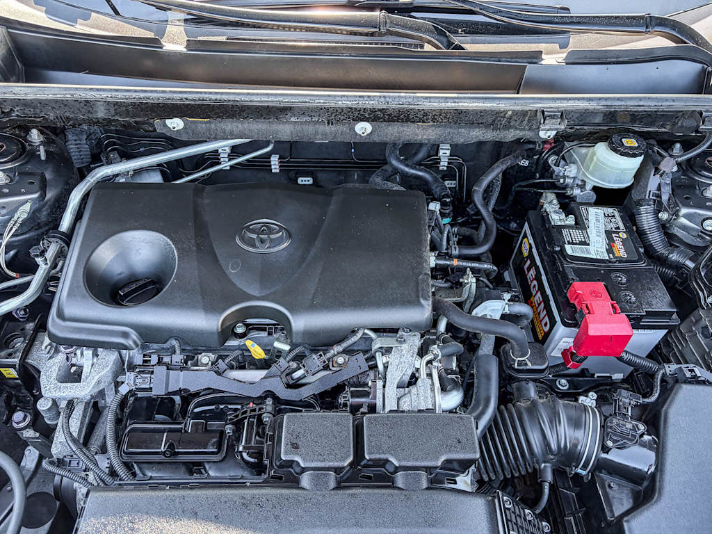 Thumbnail: 2019 Toyota RAV4 - 7