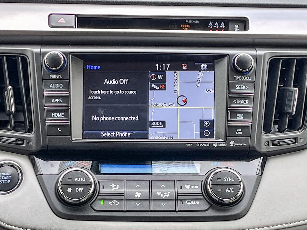 Thumbnail: 2018 Toyota RAV4 - 22