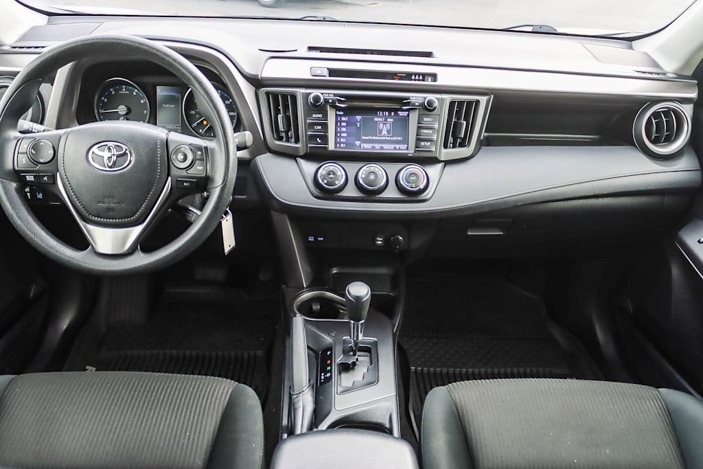 Thumbnail: 2018 Toyota RAV4 - 2