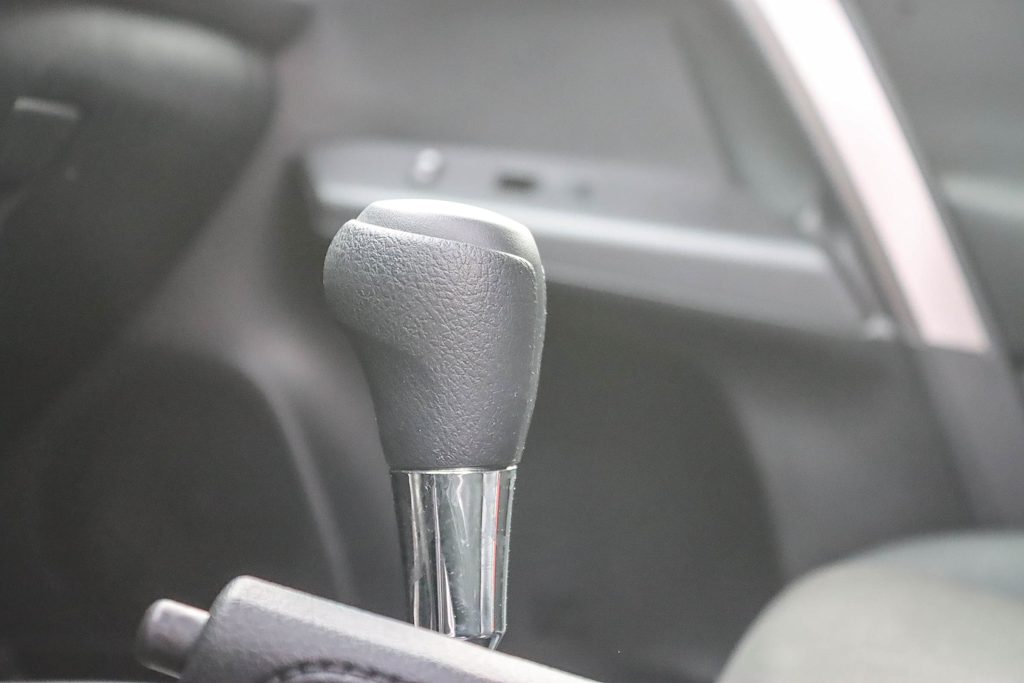 Thumbnail: 2018 Toyota RAV4 - 25